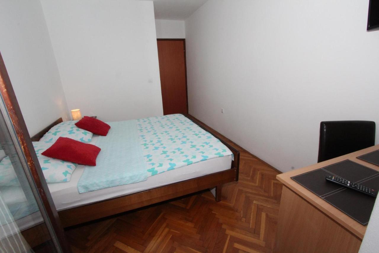 Apartment Albert Ровинь Экстерьер фото